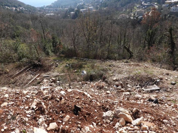 Image No.24-6 Bed Property for sale