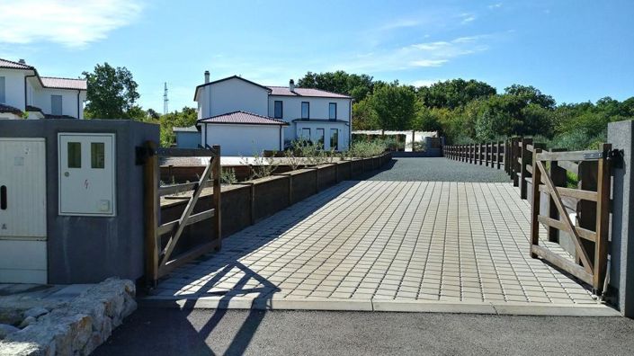 Image No.21-4 Bed Property for sale