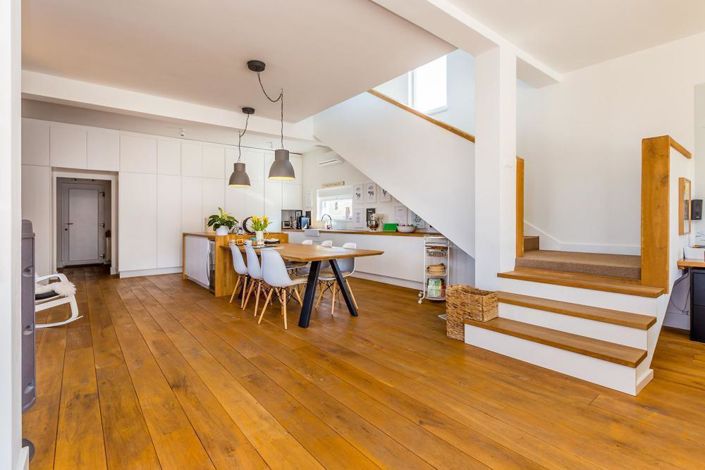 Image No.8-4 Bed Property for sale