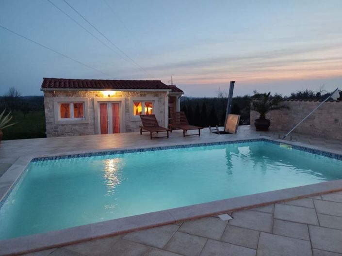 Image No.14-Propriété de 3 chambres à vendre à Brtonigla