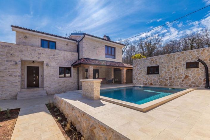 Image No.1-3 Bed Property for sale