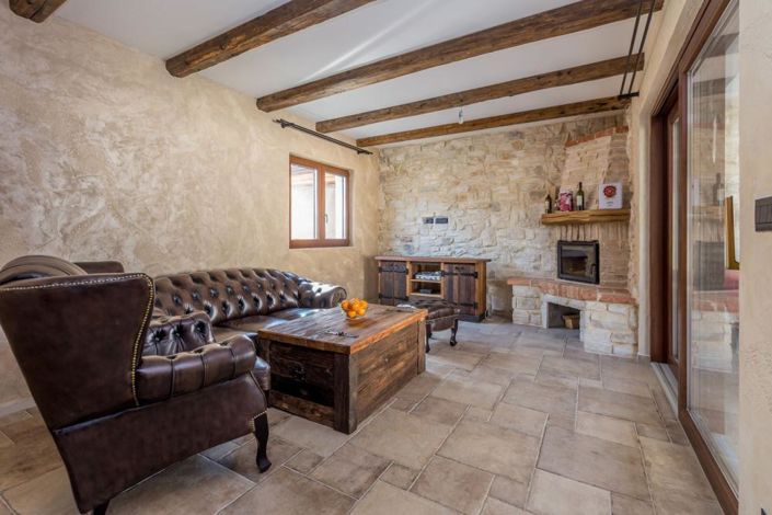 Image No.6-3 Bed Property for sale