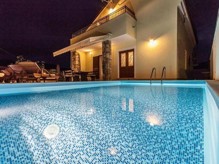 Image No.2-Propriété de 4 chambres à vendre à Croatie