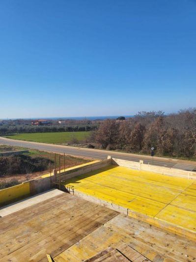 Image No.5-12 Bed Property for sale