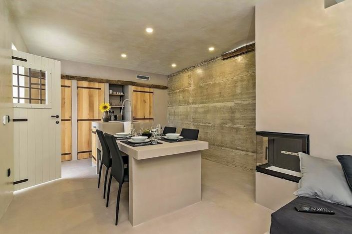 Image No.13-2 Bed Property for sale