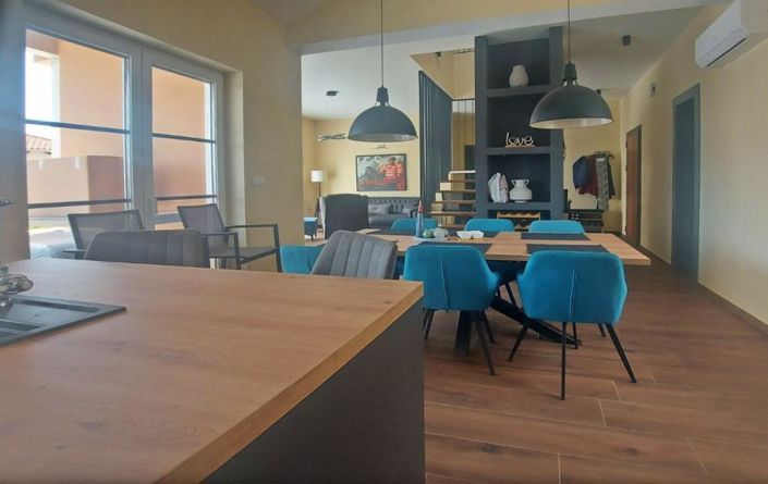 Image No.6-Propriété de 4 chambres à vendre à Kanfanar