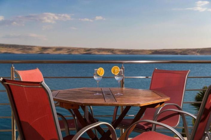 Image No.20-14 Bed Property for sale