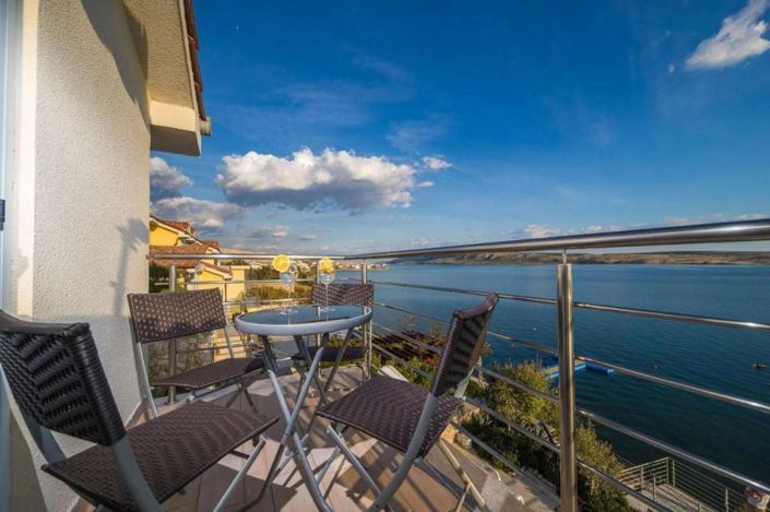 Image No.5-14 Bed Property for sale