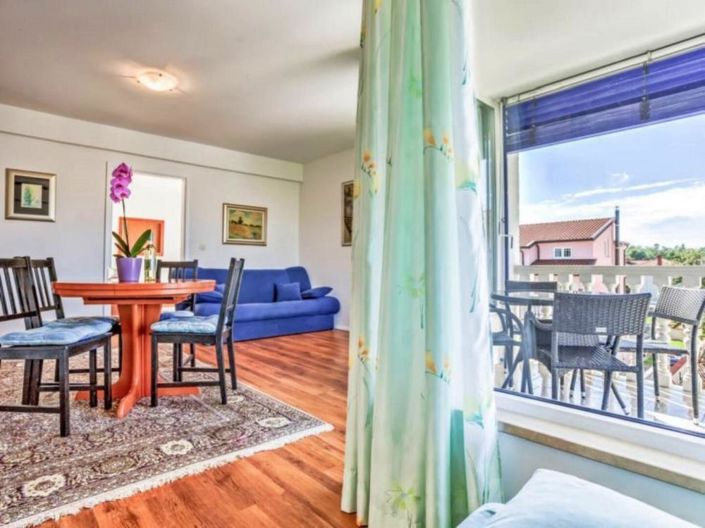 Image No.16-Propriété de 8 chambres à vendre à Umag