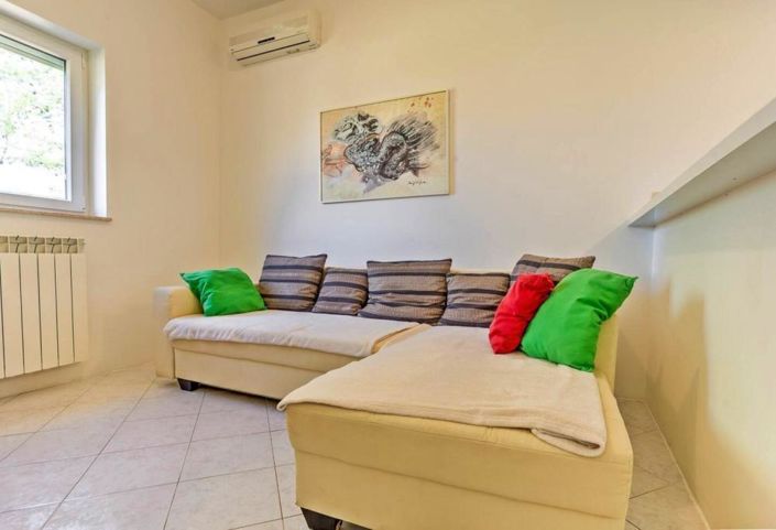 Image No.21-Propriété de 8 chambres à vendre à Umag