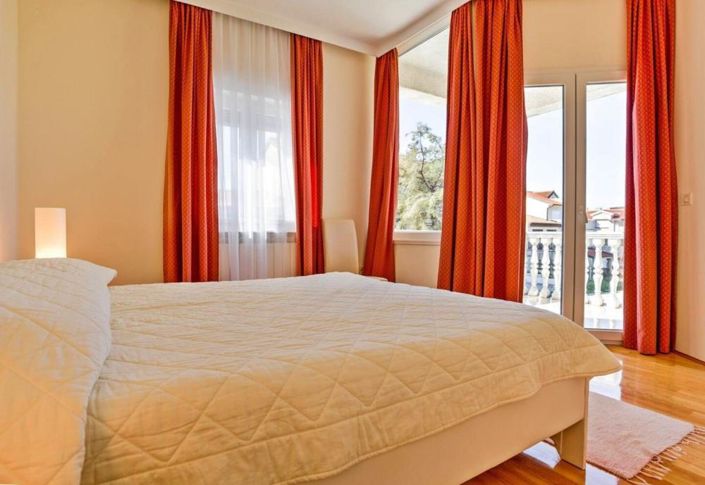 Image No.24-Propriété de 8 chambres à vendre à Umag