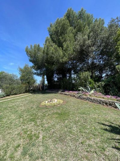 Image No.18-4 Bed Property for sale