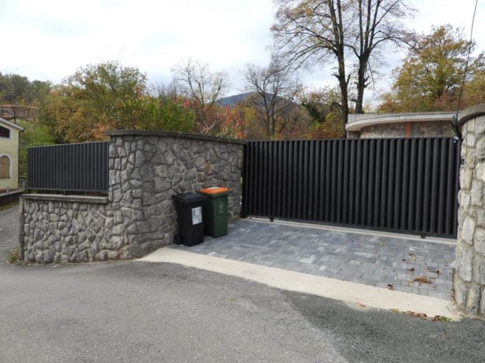 Image No.12-4 Bed Property for sale