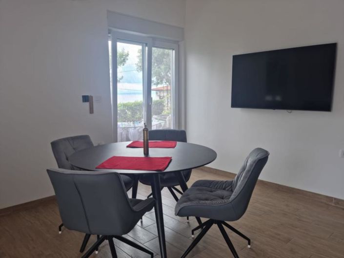 Image No.6-11 Bed Property for sale