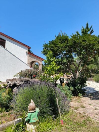 Image No.22-4 Bed Property for sale