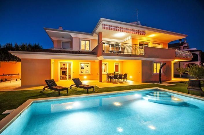 Image No.2-Propriété de 4 chambres à vendre à Croatie