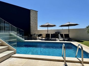 61048-313593