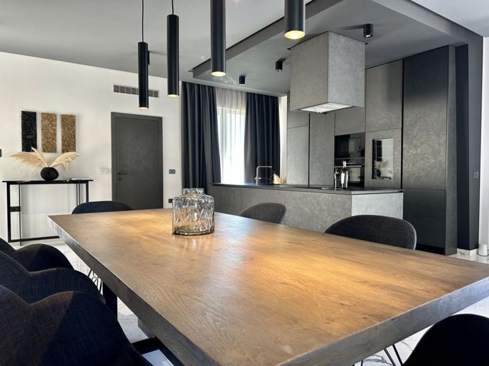 Image No.8-Propriété de 6 chambres à vendre à Umag