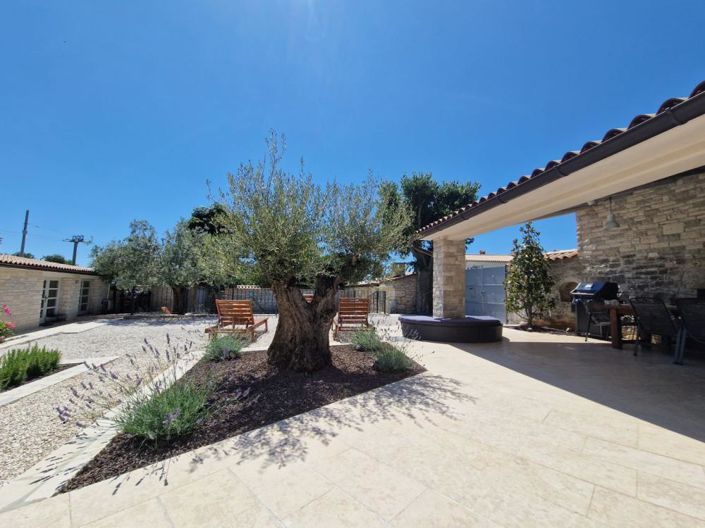 Image No.7-4 Bed Property for sale