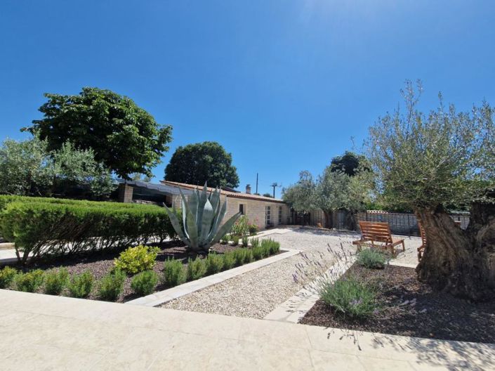 Image No.9-4 Bed Property for sale