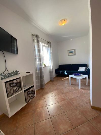 Image No.7-10 Bed Property for sale