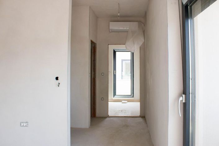 Image No.18-3 Bed Property for sale