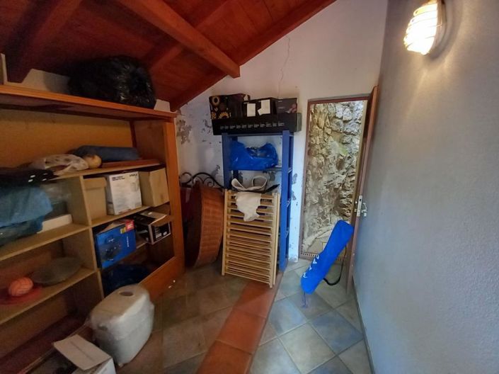 Image No.22-5 Bed Property for sale