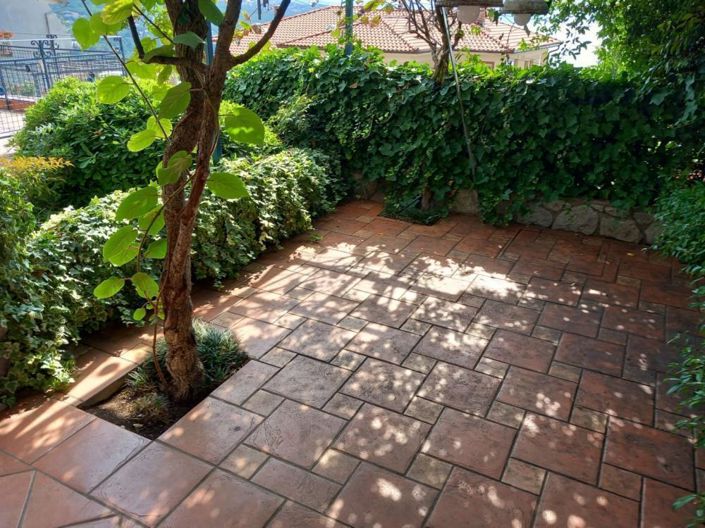 Image No.7-5 Bed Property for sale