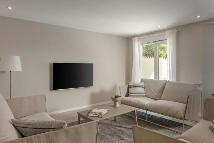 Image No.15-4 Bed Property for sale