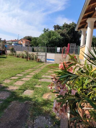 Image No.3-Propriété de 8 chambres à vendre à Croatie