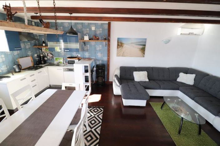 Image No.16-2 Bed Property for sale