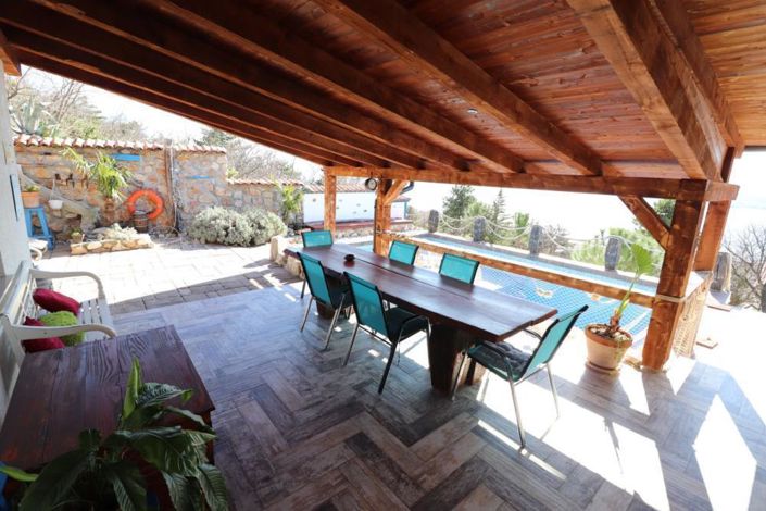 Image No.9-2 Bed Property for sale