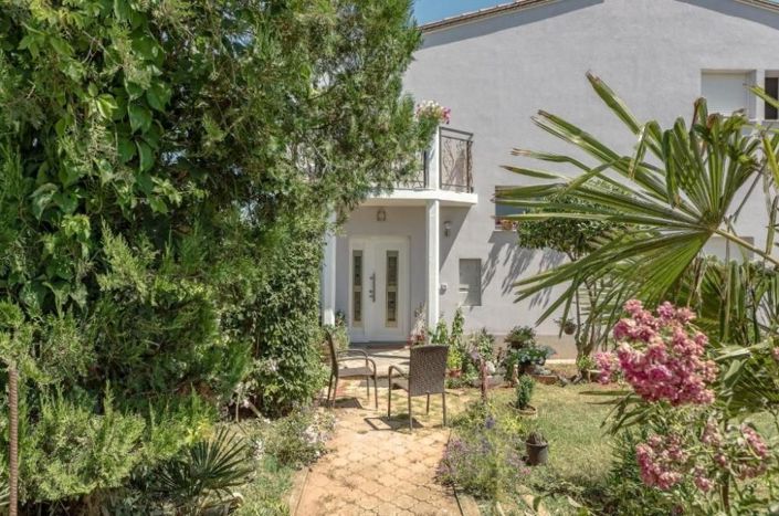 Image No.3-Propriété de 8 chambres à vendre à Croatie