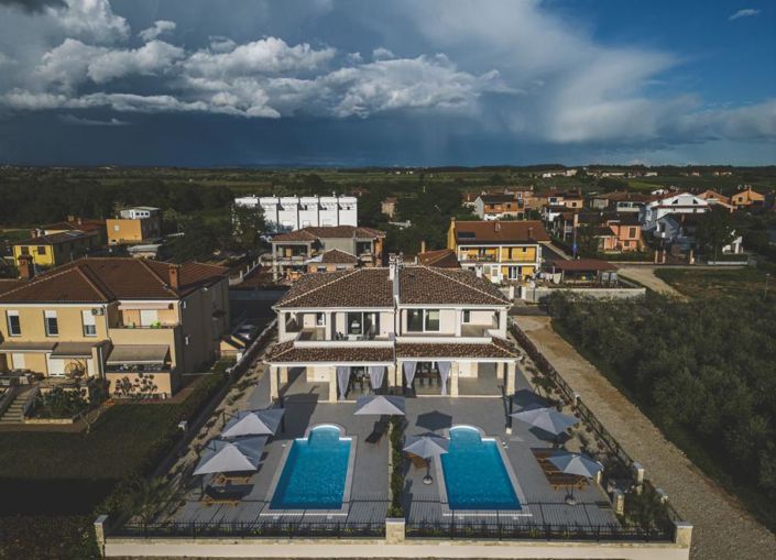 Image No.12-Propriété de 5 chambres à vendre à Umag