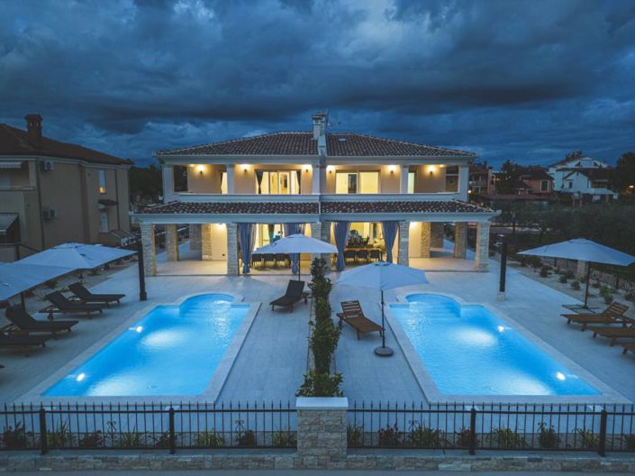 Image No.9-Propriété de 5 chambres à vendre à Umag