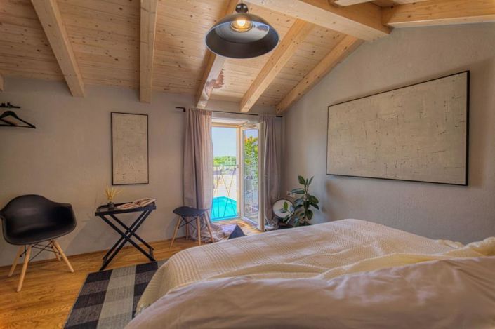 Image No.19-3 Bed Property for sale