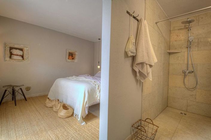 Image No.21-3 Bed Property for sale