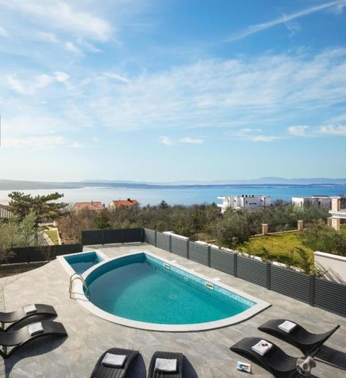 Image No.2-10 Bed Property for sale