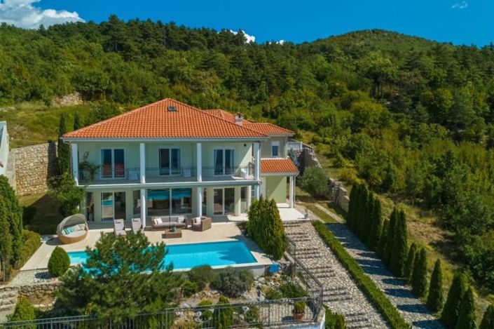 Image No.1-Propriété de 5 chambres à vendre à Primorje-Gorski Kotar