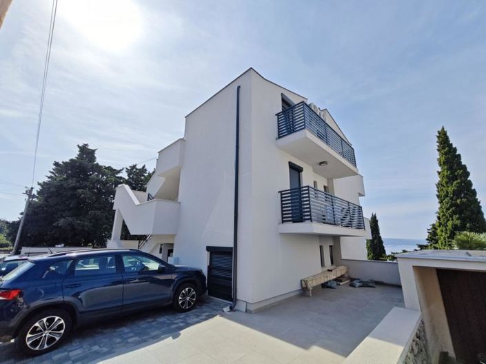 Image No.1-Propriété de 9 chambres à vendre à Primorje-Gorski Kotar