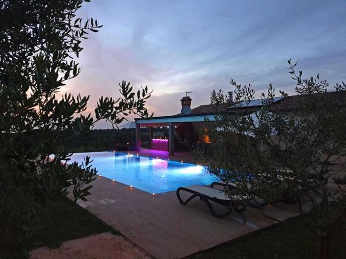 Image No.18-2 Bed Property for sale