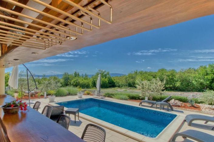 Image No.8-Propriété de 4 chambres à vendre à Omišalj