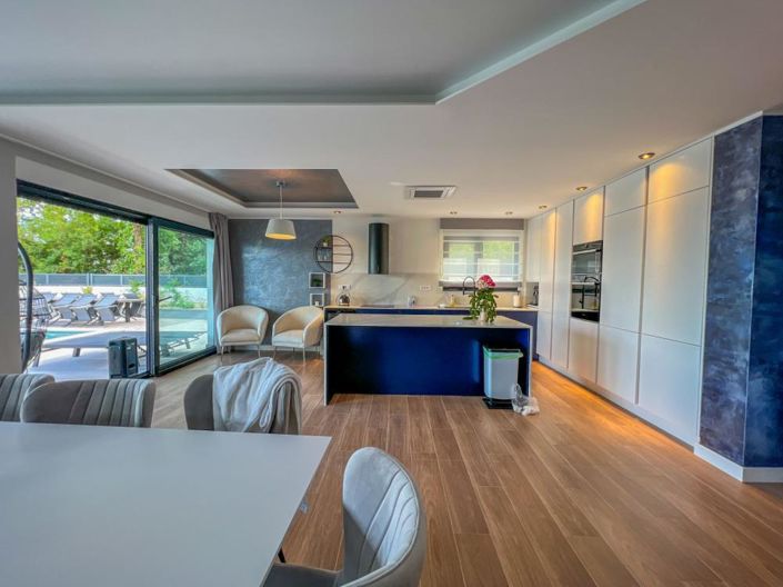 Image No.12-Propriété de 5 chambres à vendre à Opatija