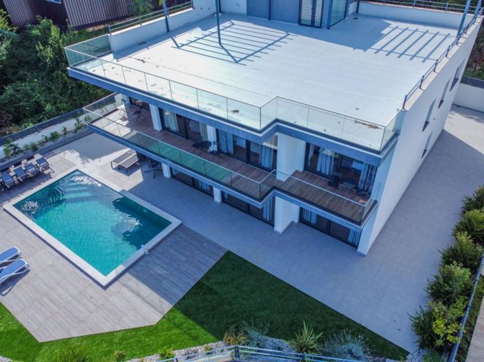 Image No.4-5 Bed Property for sale