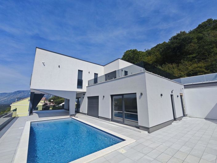 Image No.1-3 Bed Property for sale
