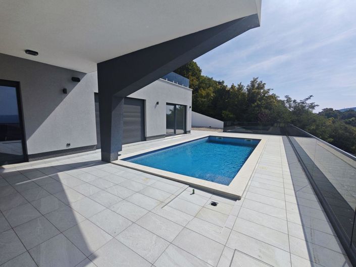 Image No.4-3 Bed Property for sale