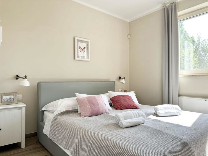 Image No.7-4 Bed Property for sale