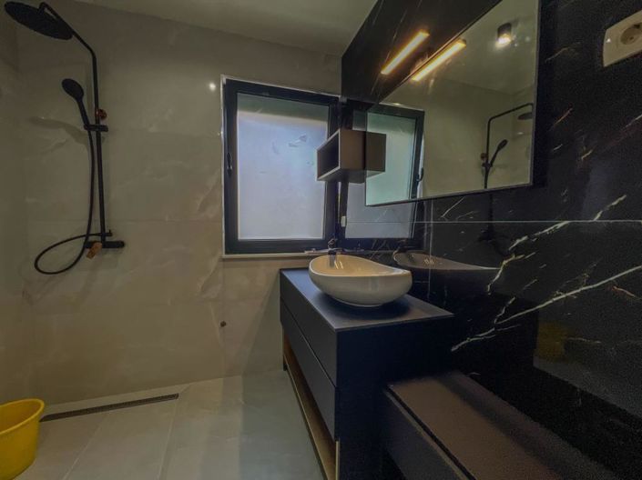 Image No.24-Propriété de 4 chambres à vendre à Croatie