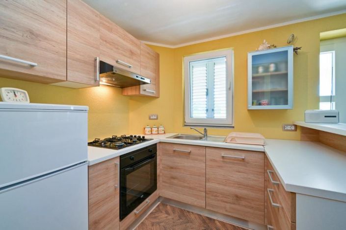 Image No.13-5 Bed Property for sale