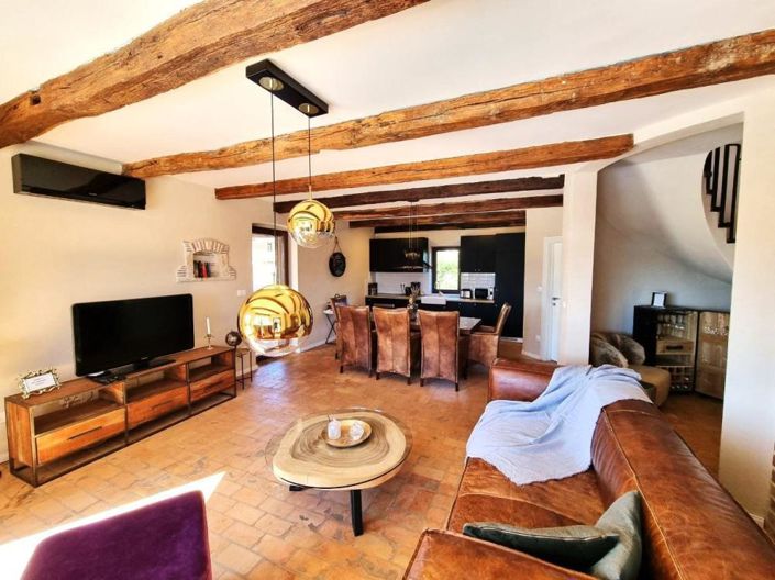 Image No.18-4 Bed Property for sale